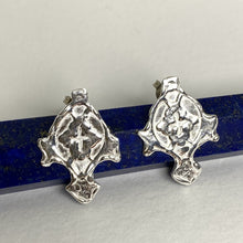 Load image into Gallery viewer, Sterling Silver Deco Pattern Stud Earrings