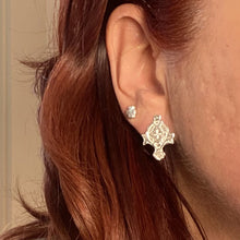 Load image into Gallery viewer, Sterling Silver Deco Pattern Stud Earrings