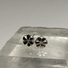 Load image into Gallery viewer, Sterling Silver Flower Stud Earrings