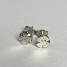 Load image into Gallery viewer, Sterling Silver Texture Cross Stud Earrings