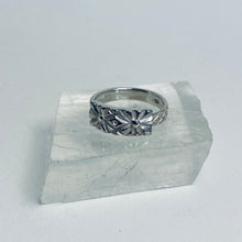 Load image into Gallery viewer, Sterling Silver Sunrise Ring

